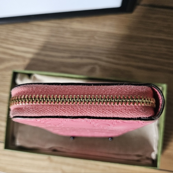 Gucci Mini Guccicima Long Pink Zip Wallet - Picture 6 of 8